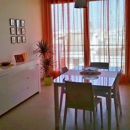 Apartamento Trilussa 6 *